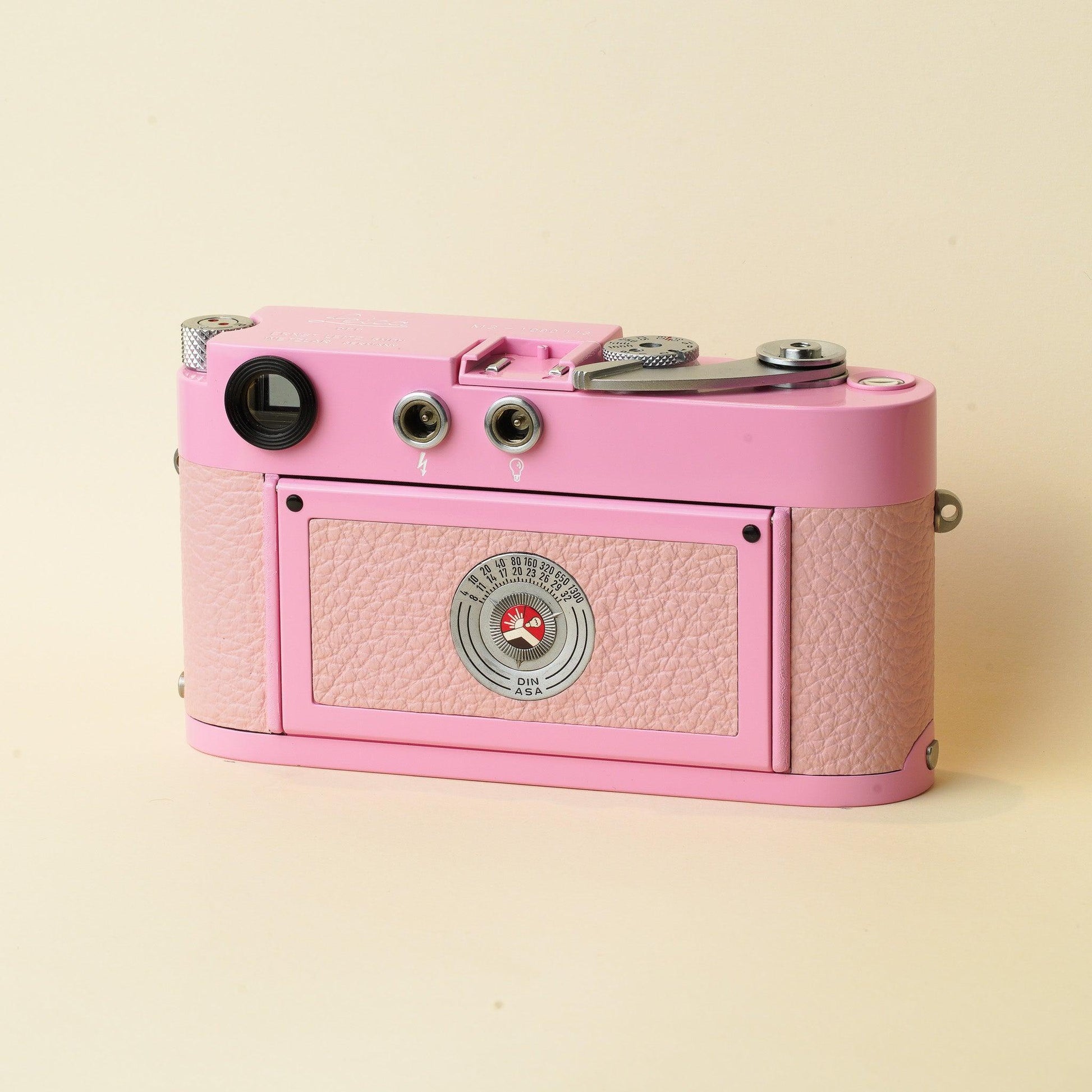 Leica M2 Kanto Pink Paint - Irohas Photo