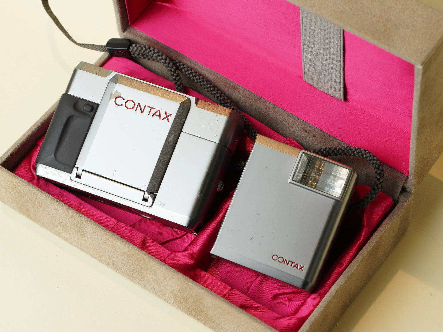 Contax T